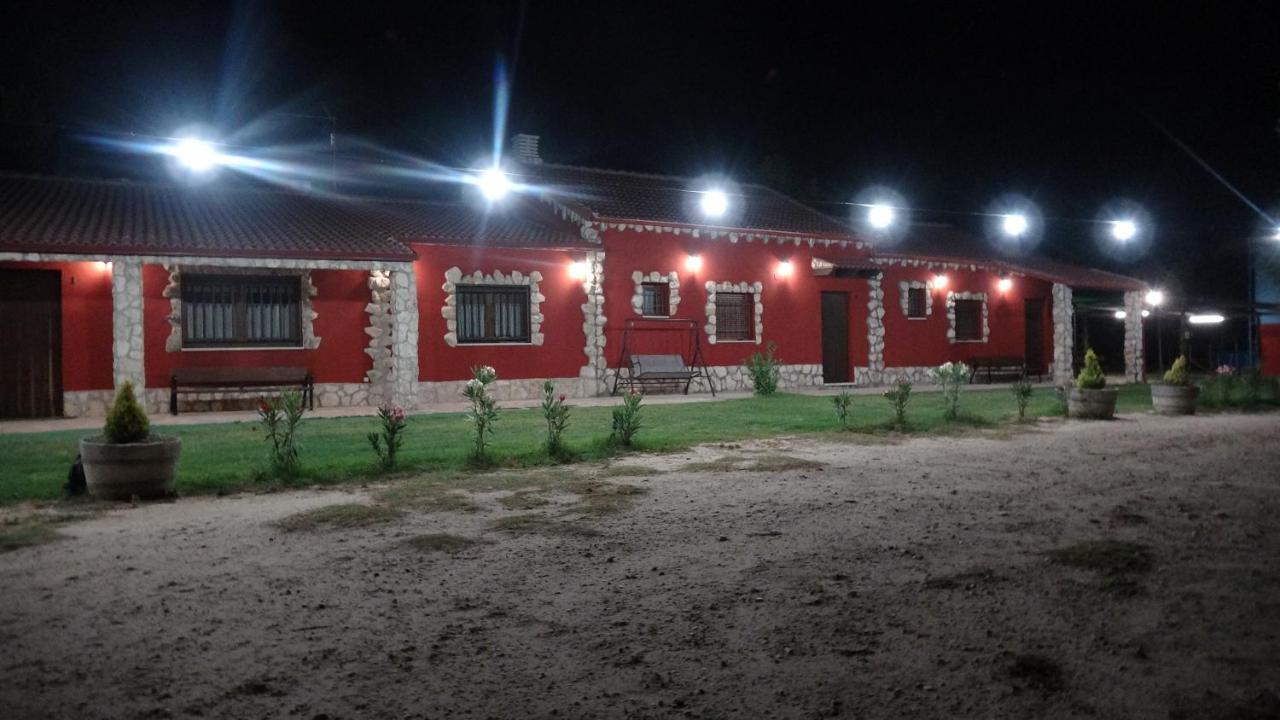 Finca Entrevinedos De Bodegas Marcos Peñafiel Esterno foto